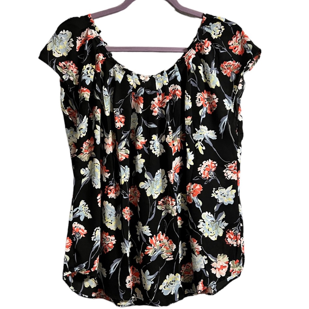 Lauren Conrad Black Floral Blouse with Cap Sleeves and Tie Back